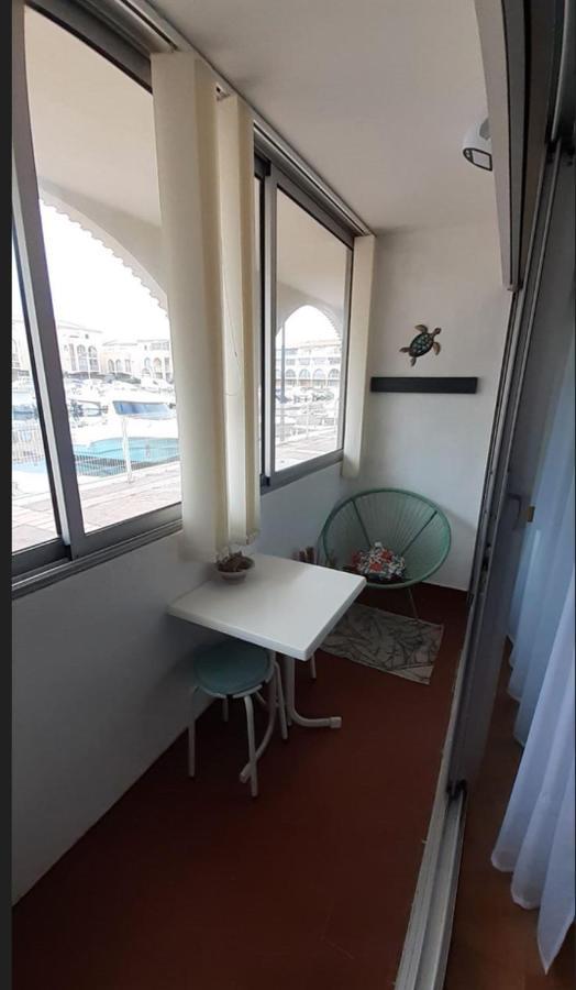 Port Cros Appartement Сет Екстериор снимка
