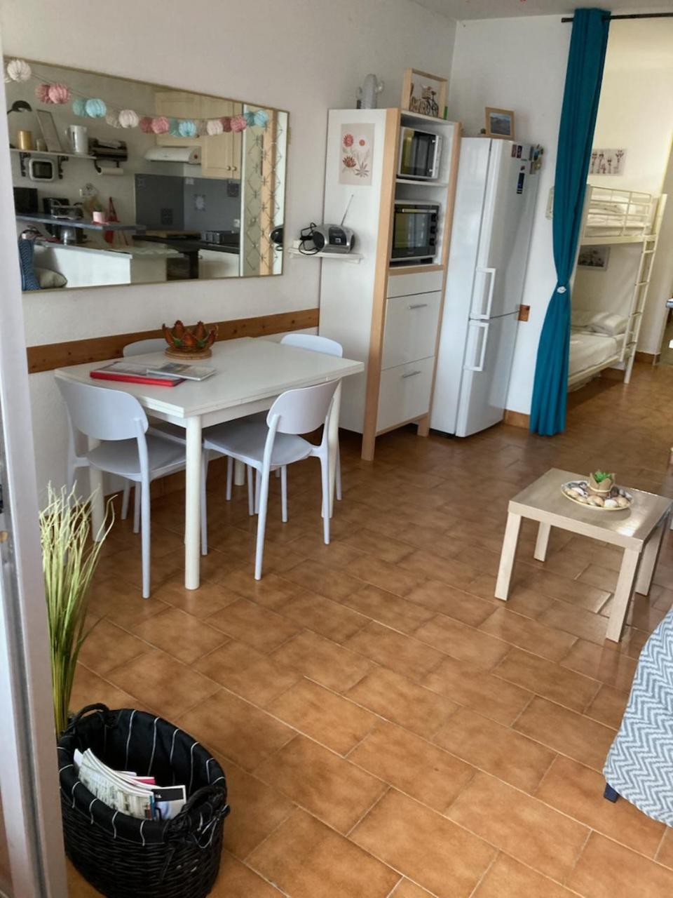 Port Cros Appartement Сет Екстериор снимка